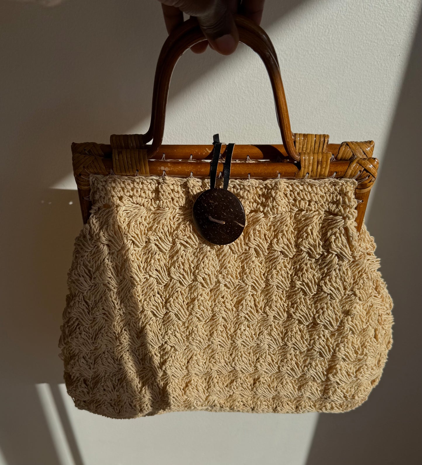 VINTAGE STRAW BAG