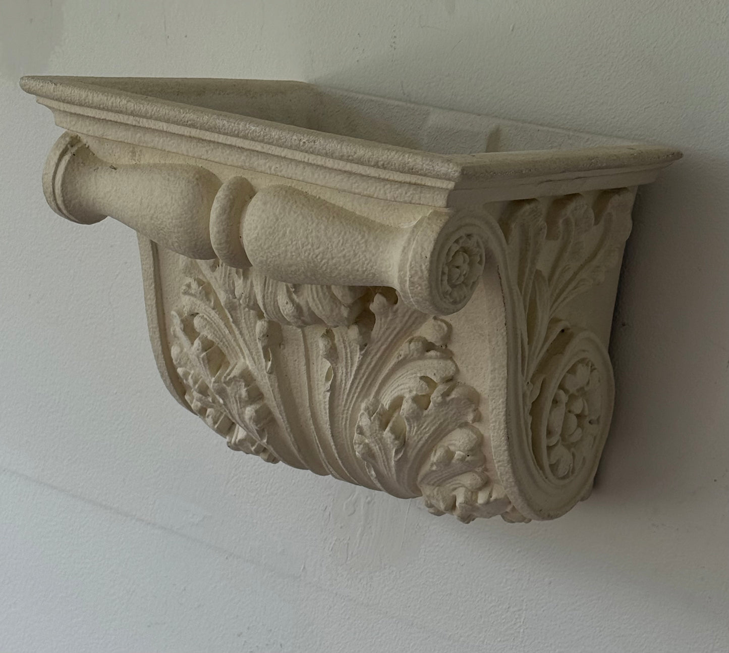 MOULDED PLASTER SCONCE