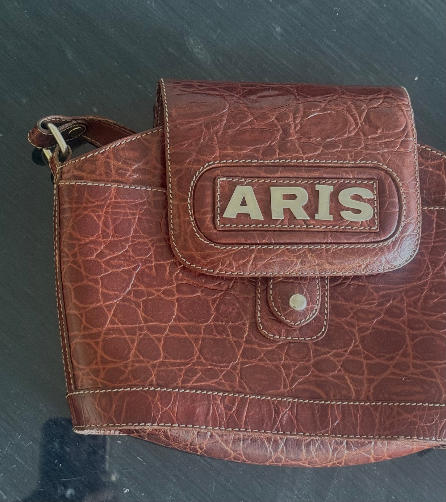 VINTAGE ARIS NIHON BREED LEATHER PURSE