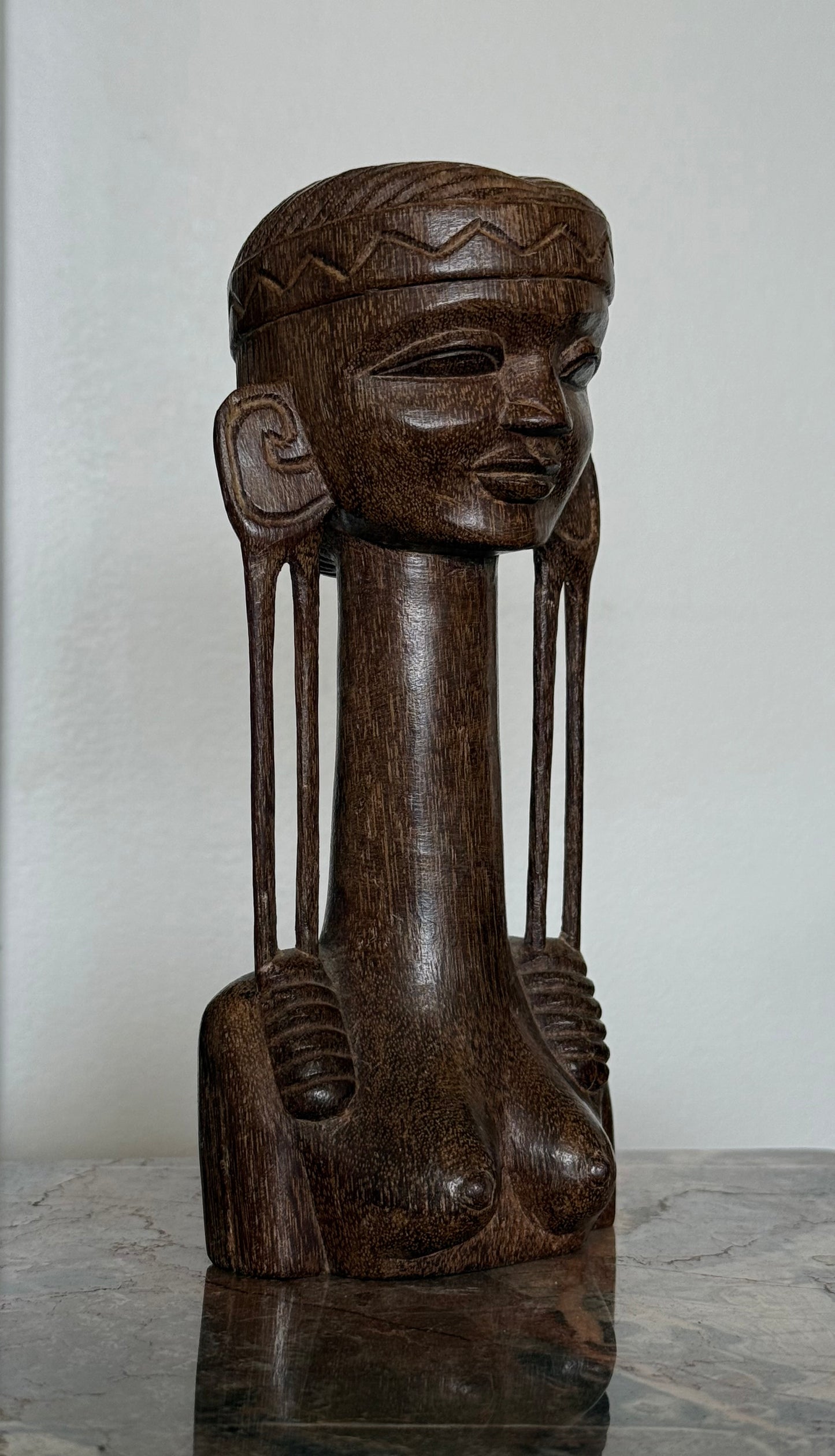 VINTAGE SARAWAK AMAI SCULPTURE