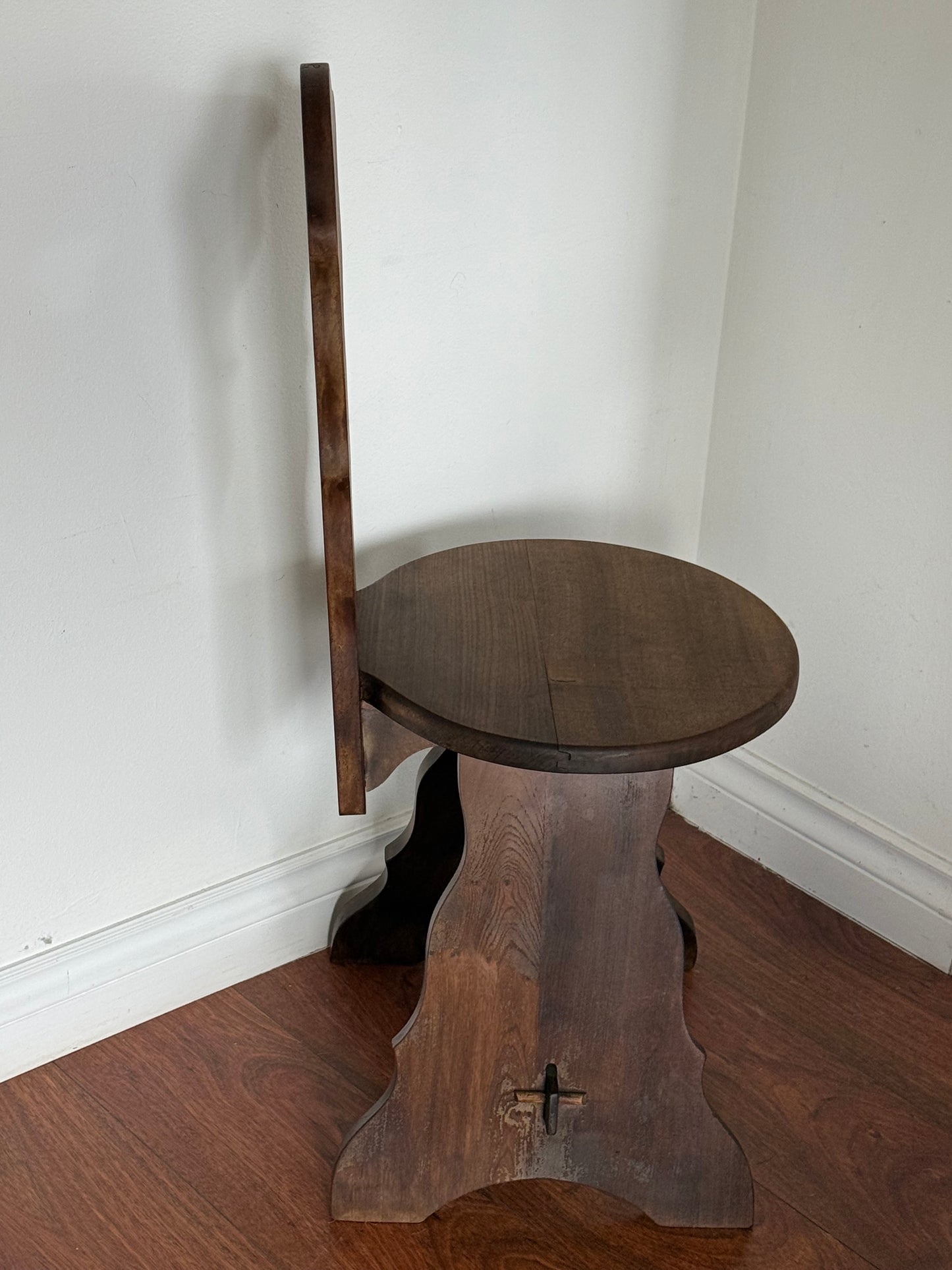 BRUTALIST DESIGN VINTAGE CHAIR