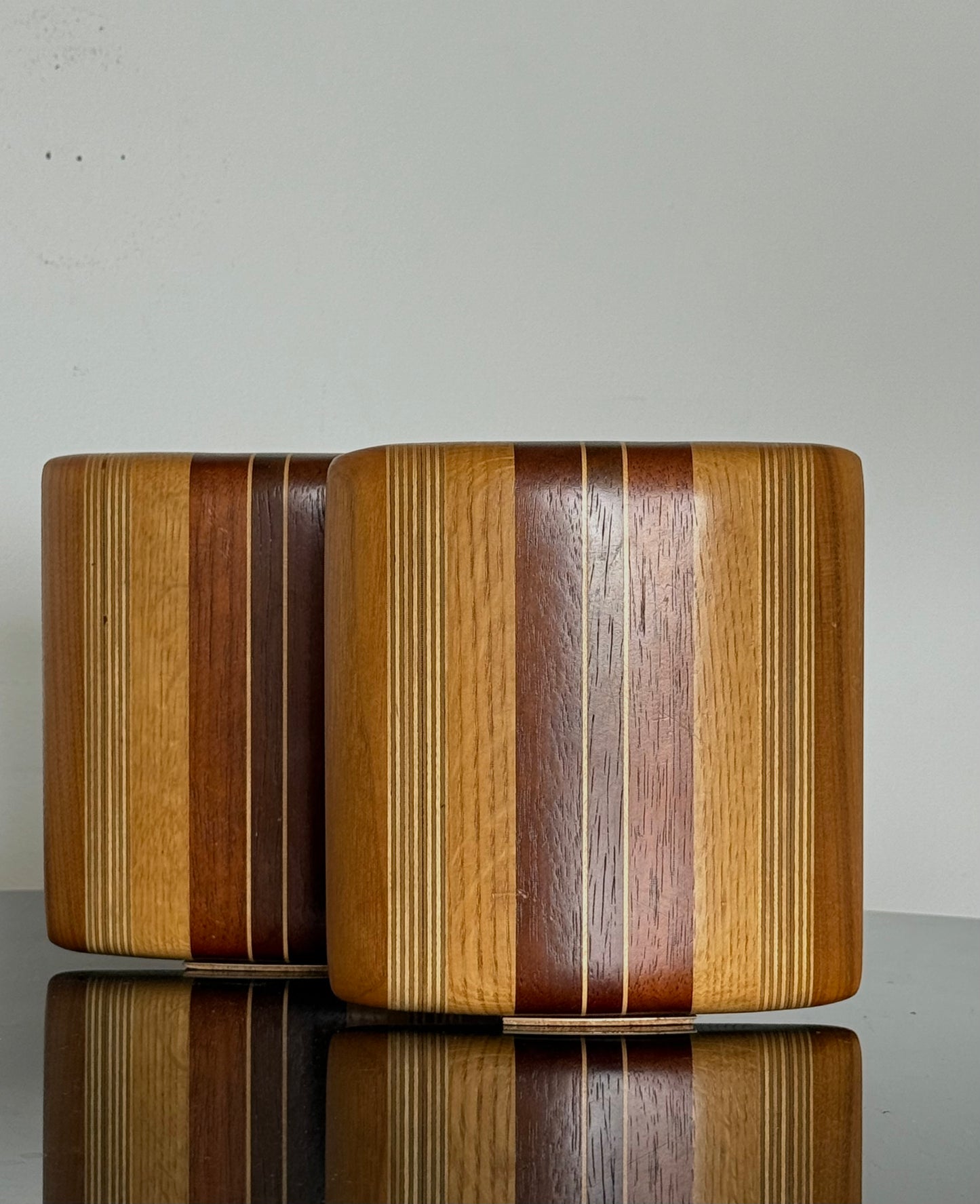 VINTAGE WOODEN BOOKENDS
