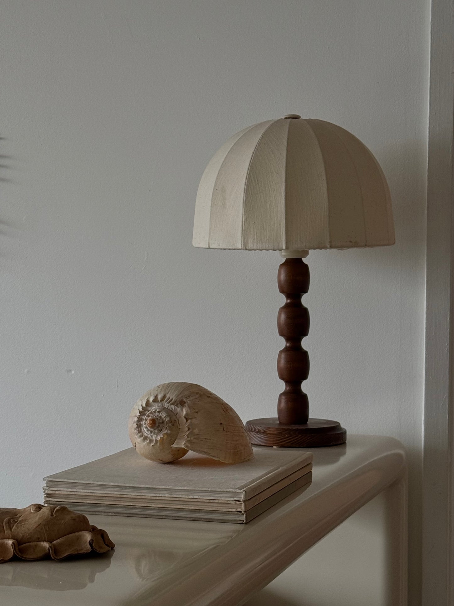 1970s WOOD LAMP