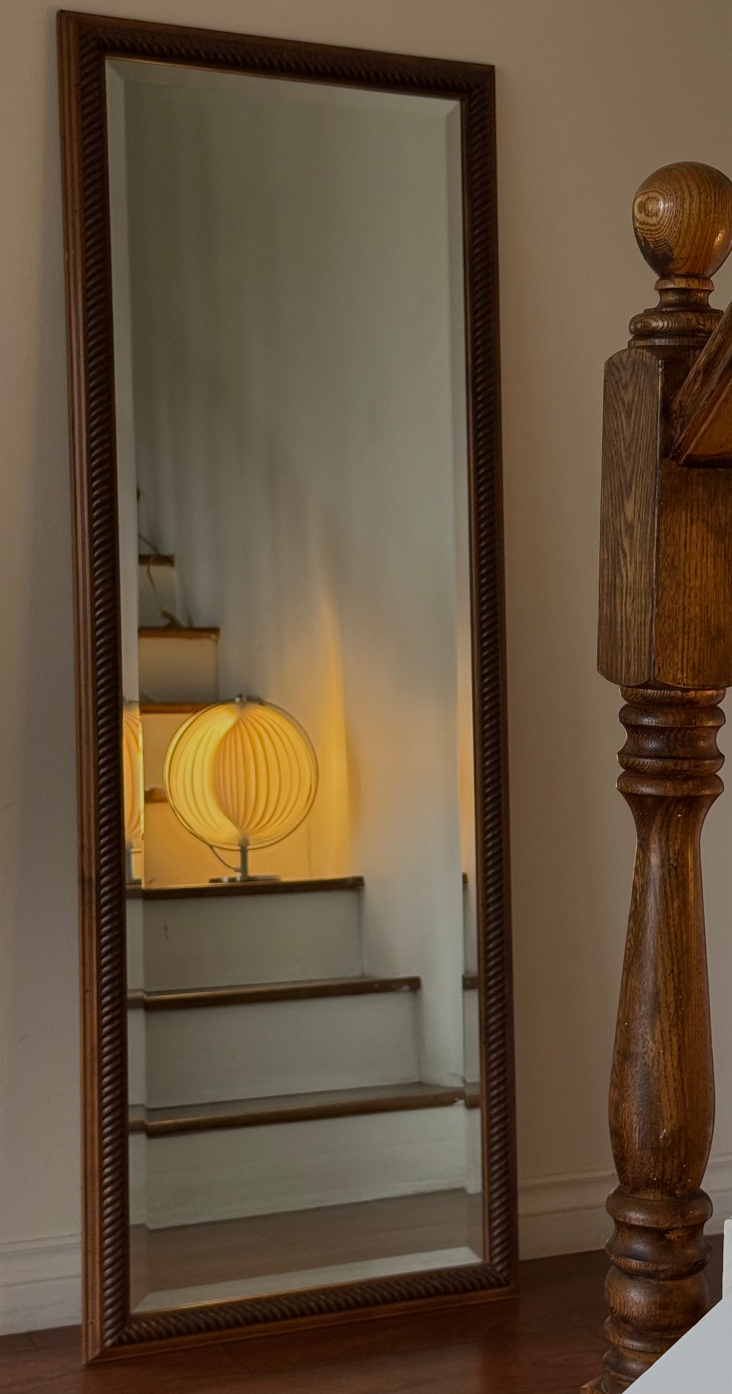 VINTAGE WOOD FLOOR MIRROR