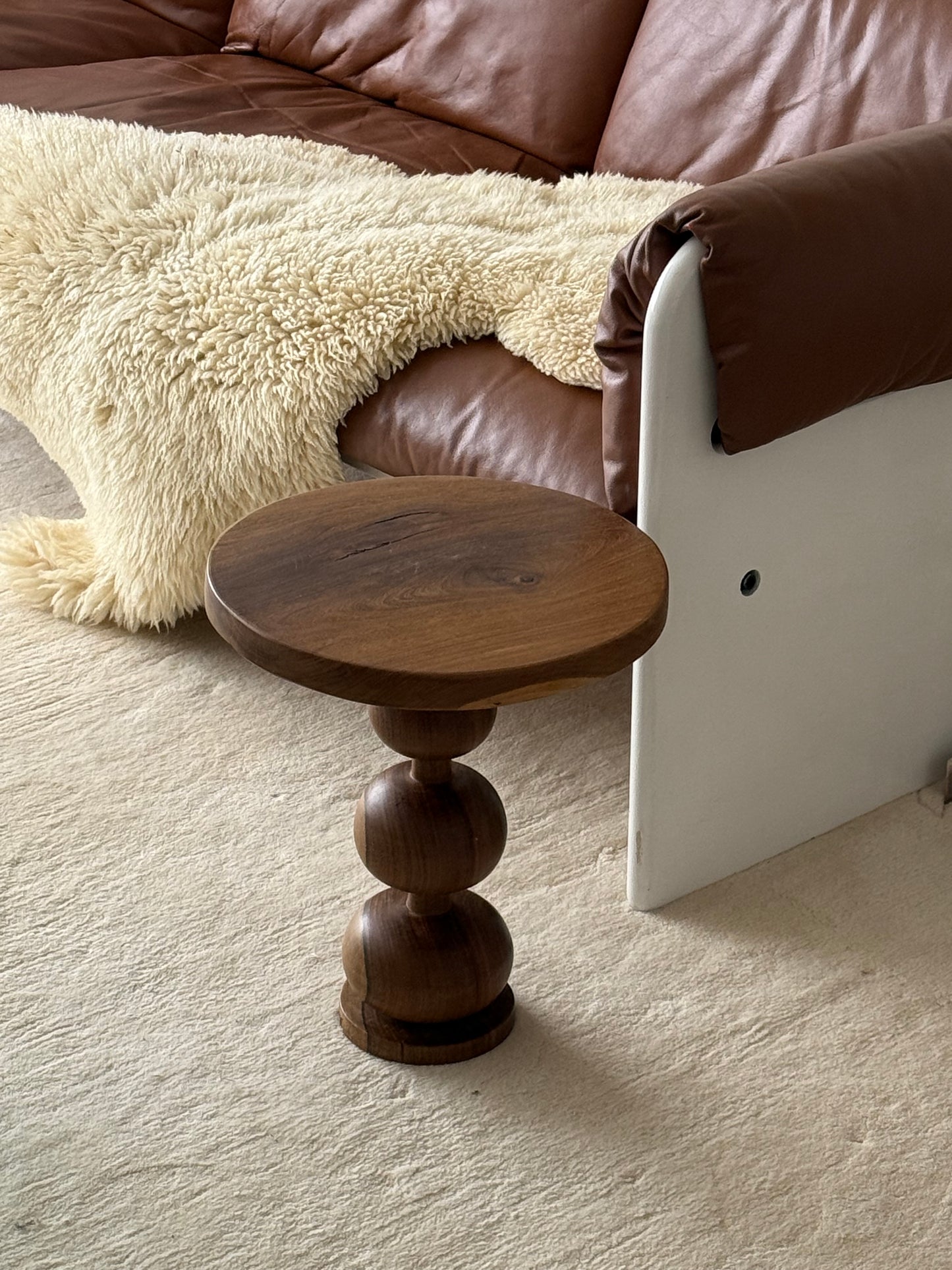 SENGA WOODEN TABLE