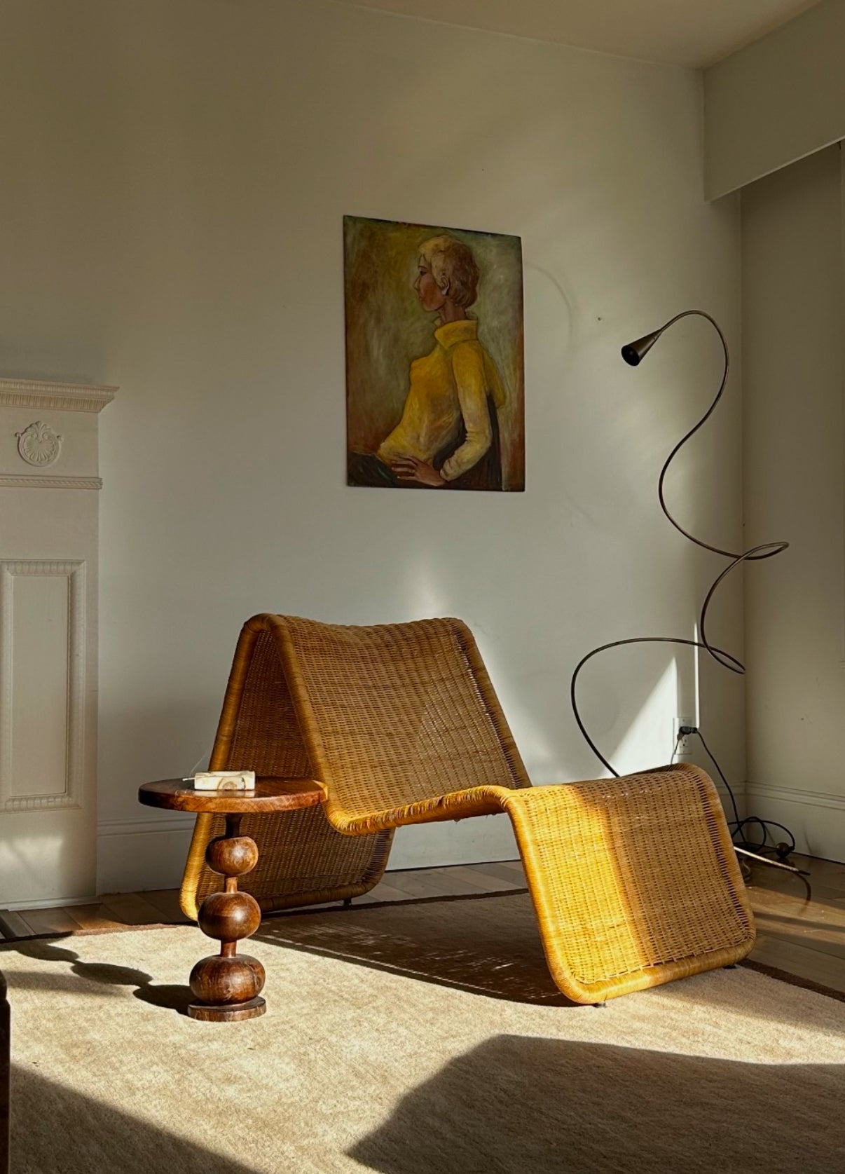 SENGA WOODEN TABLE