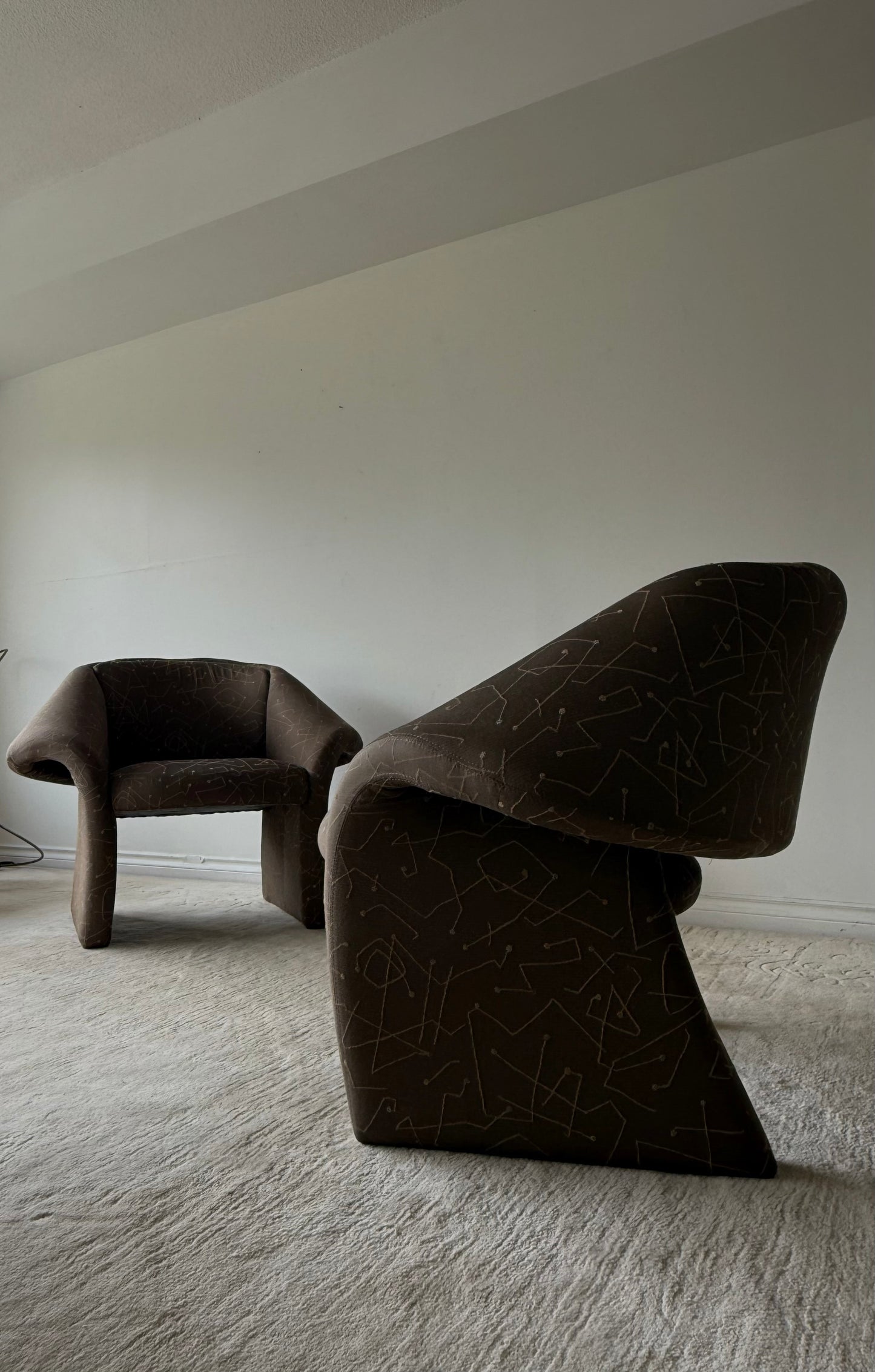 1990s RIBBON CHAIRs