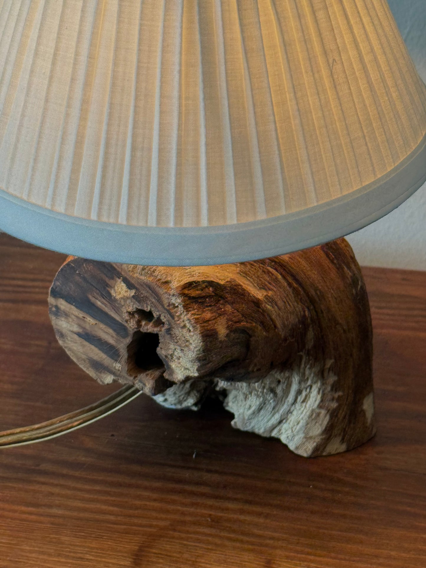 HANDMADE WOODEN LAMP
