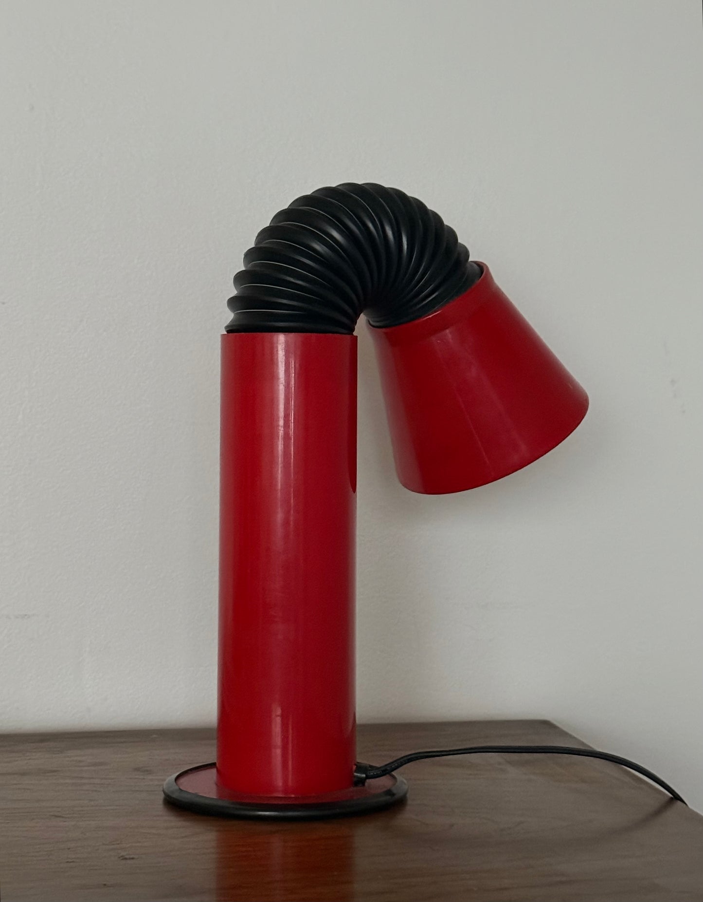 VINTAGE 70'S POP ART RED PERISCOPE DESK LAMP