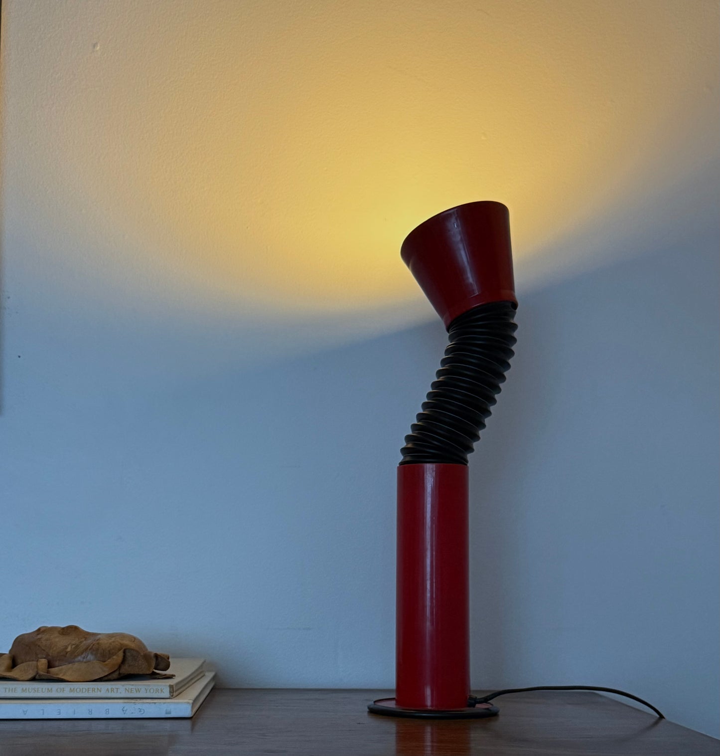VINTAGE 70'S POP ART RED PERISCOPE DESK LAMP
