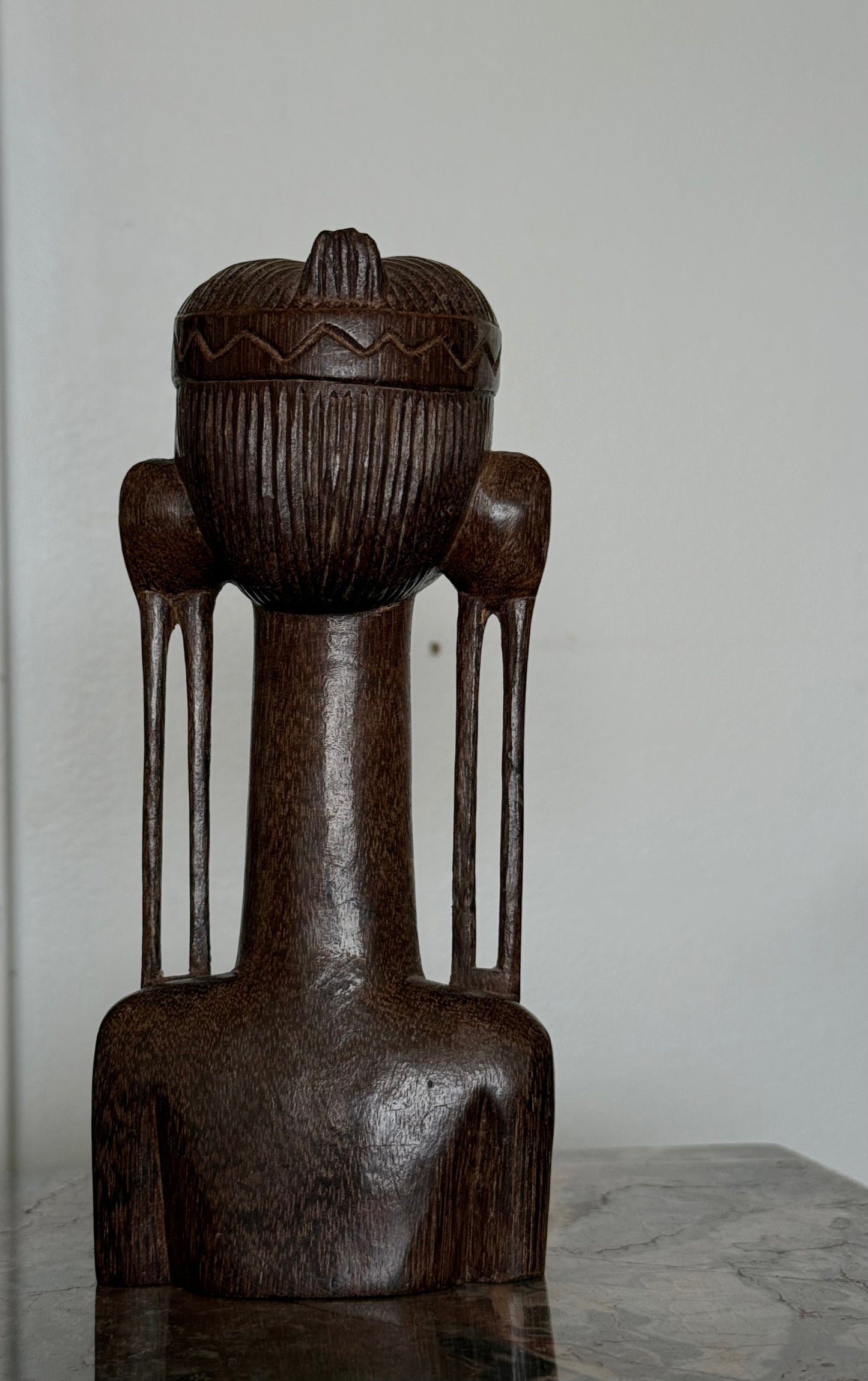 VINTAGE SARAWAK AMAI SCULPTURE