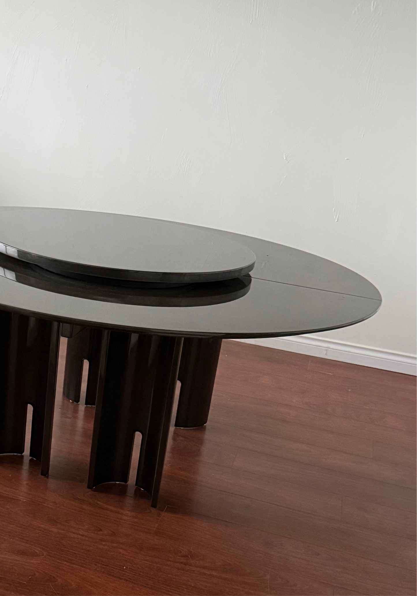 1980s POST MOD LACQUERED WOOD DINING TABLE
