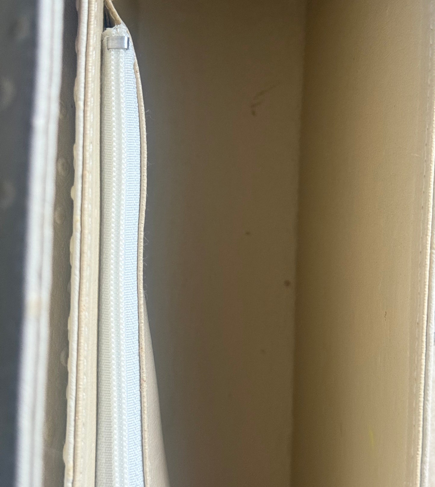 VINTAGE Ostrich Leather Purse