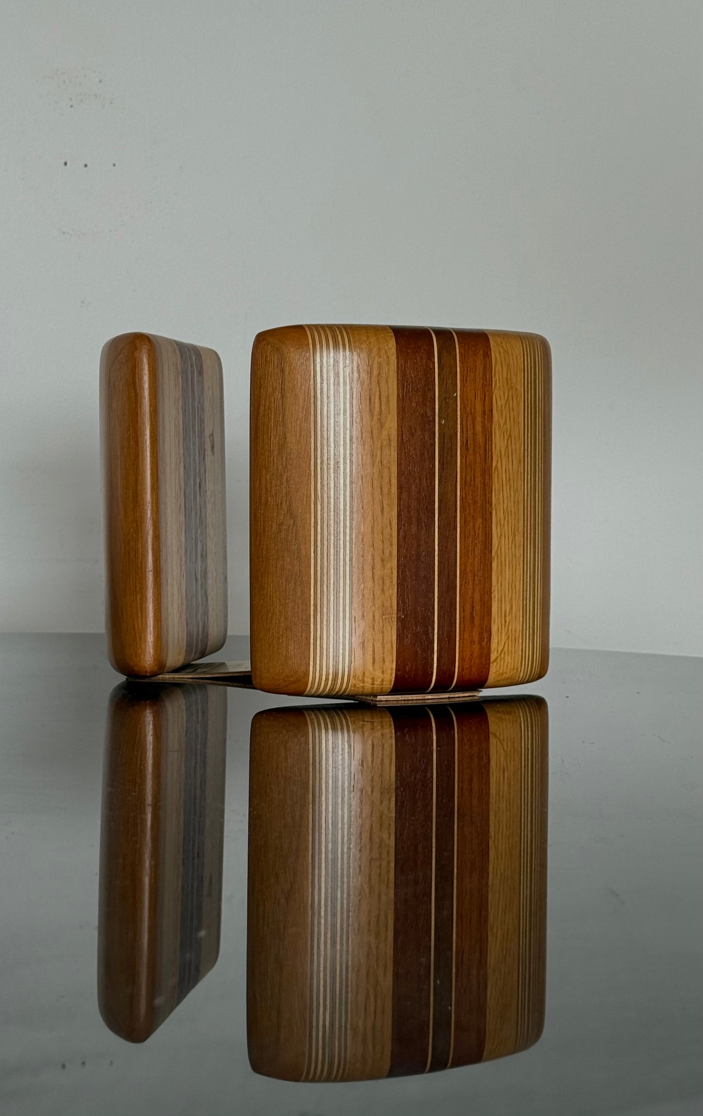 VINTAGE WOODEN BOOKENDS