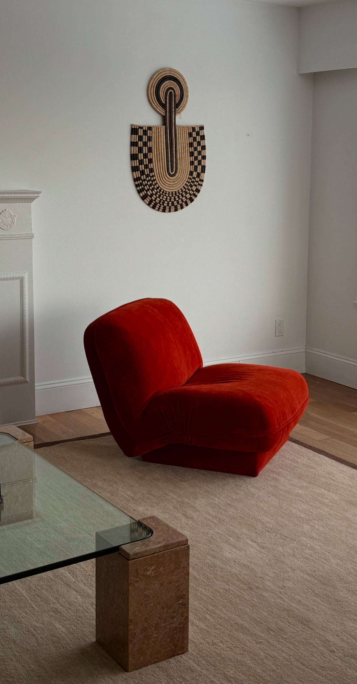 1980S CURVY VELVET CHAIR