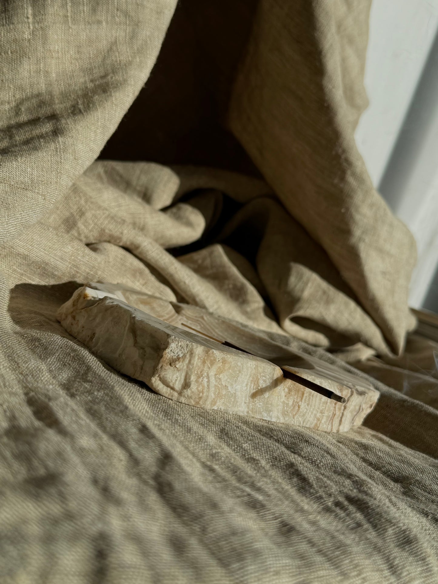 VINTAGE STONE ASHTRAY/CATCHALL