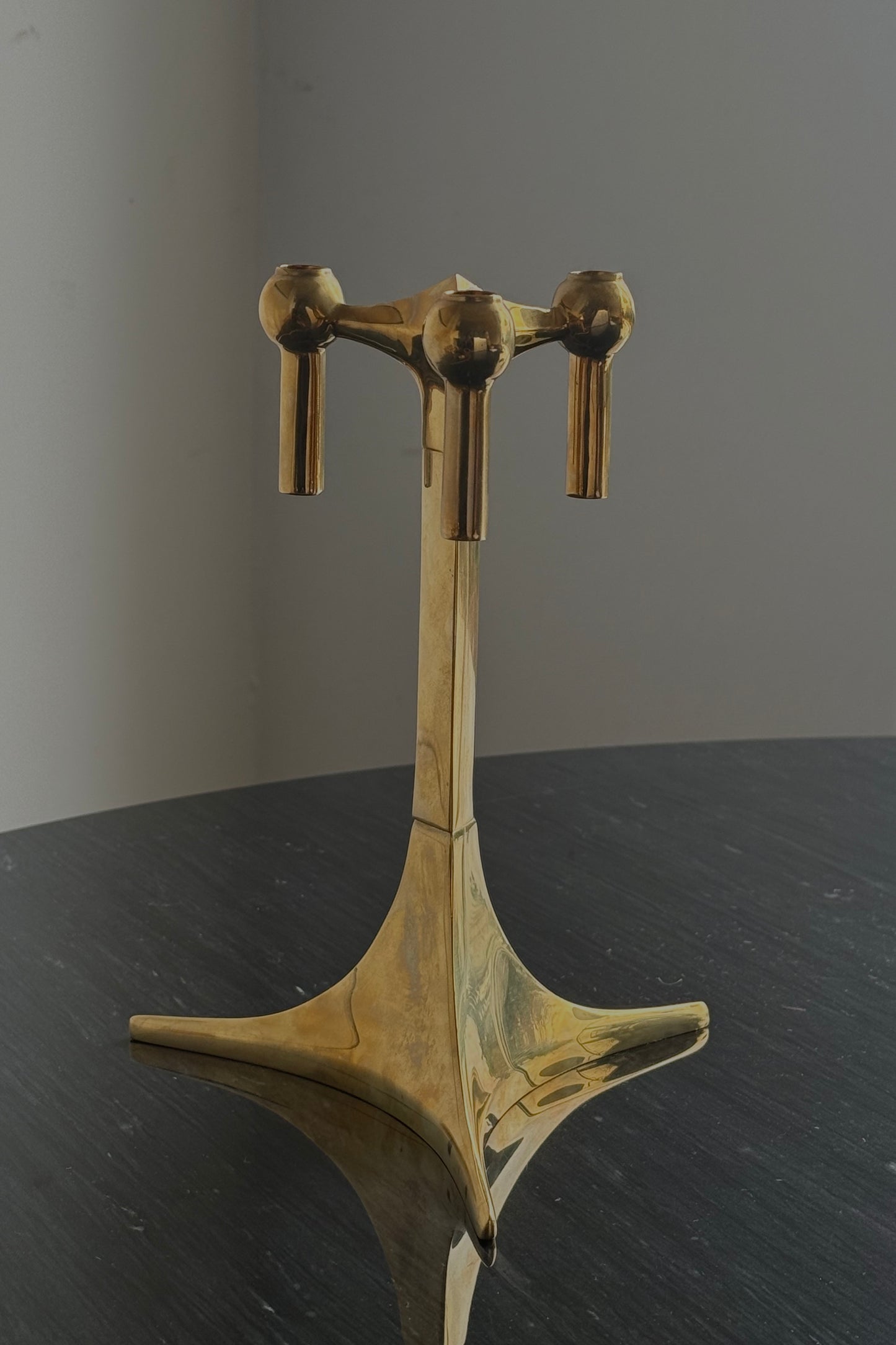 MCM STOFF NAGEL BRASS CANDLERHOLDERS