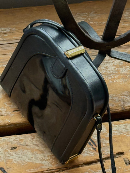 VINTAGE Leather Black Purse