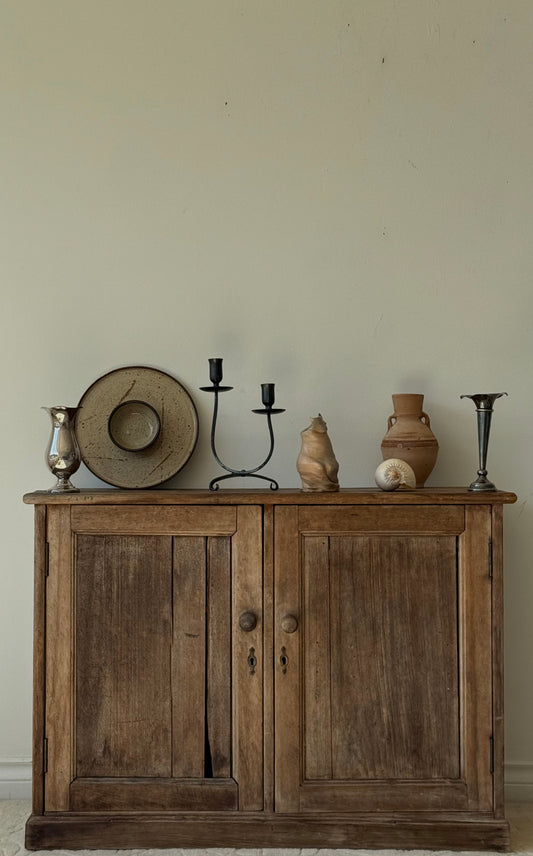 C.1800s ANTIQUE CABINET