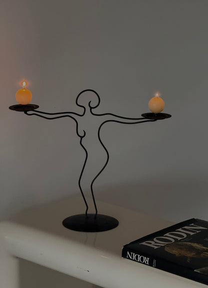 METAL SCULPTURAL CANDLE HOLDER