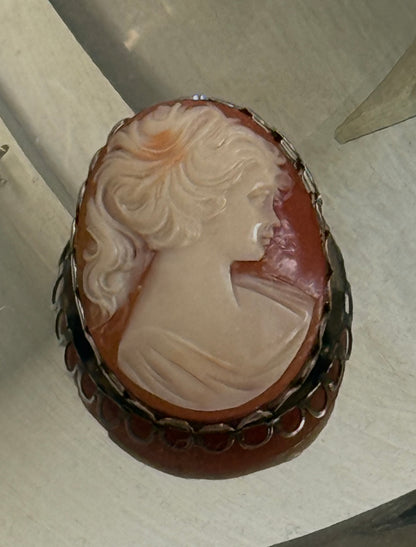 Vintage Cameo Brooch Pendant