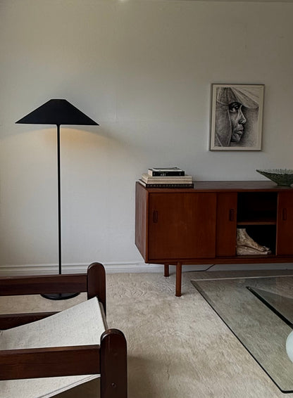 **RENTED ** Post MOD Lamp