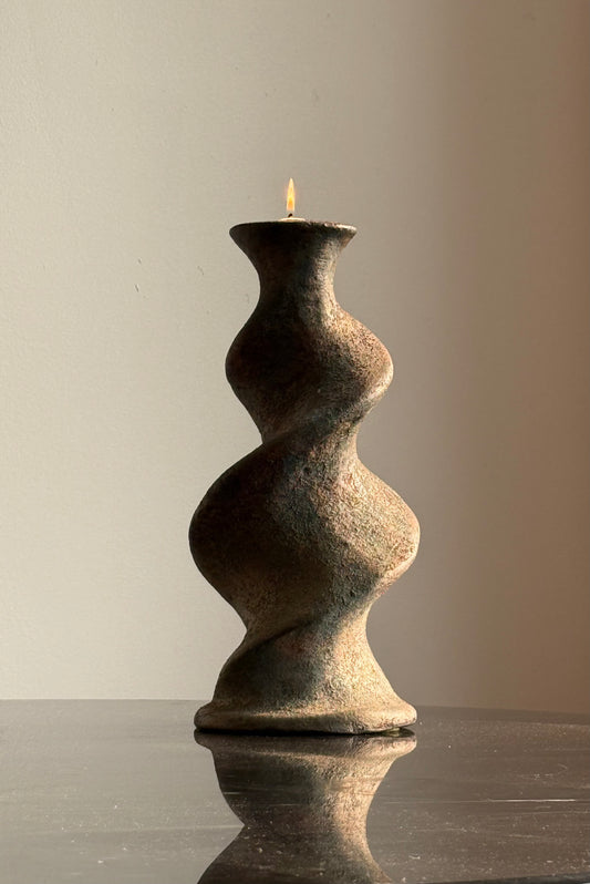 VNTG SWIRL CANDLEHOLDER