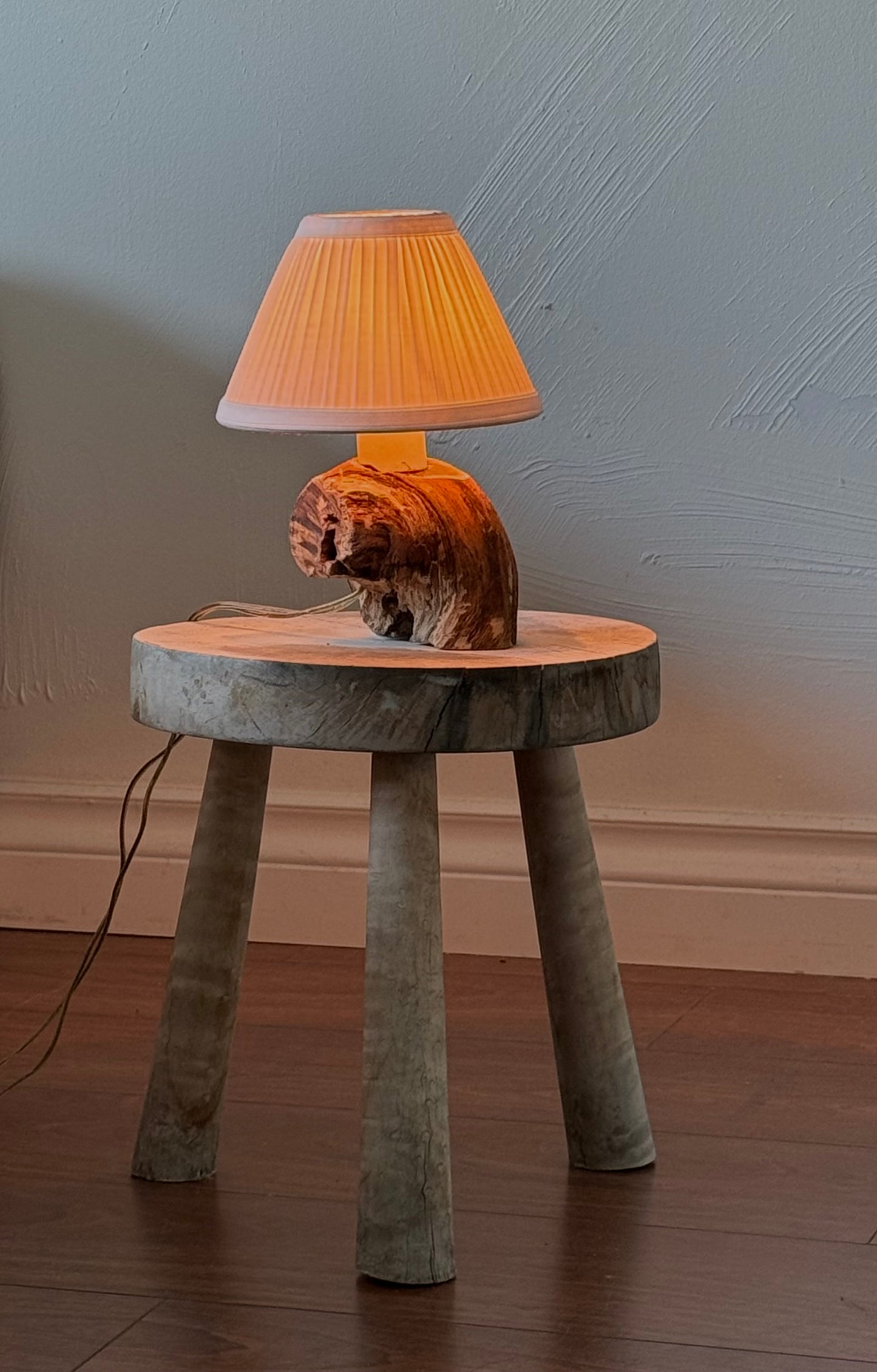 HANDMADE WOODEN LAMP