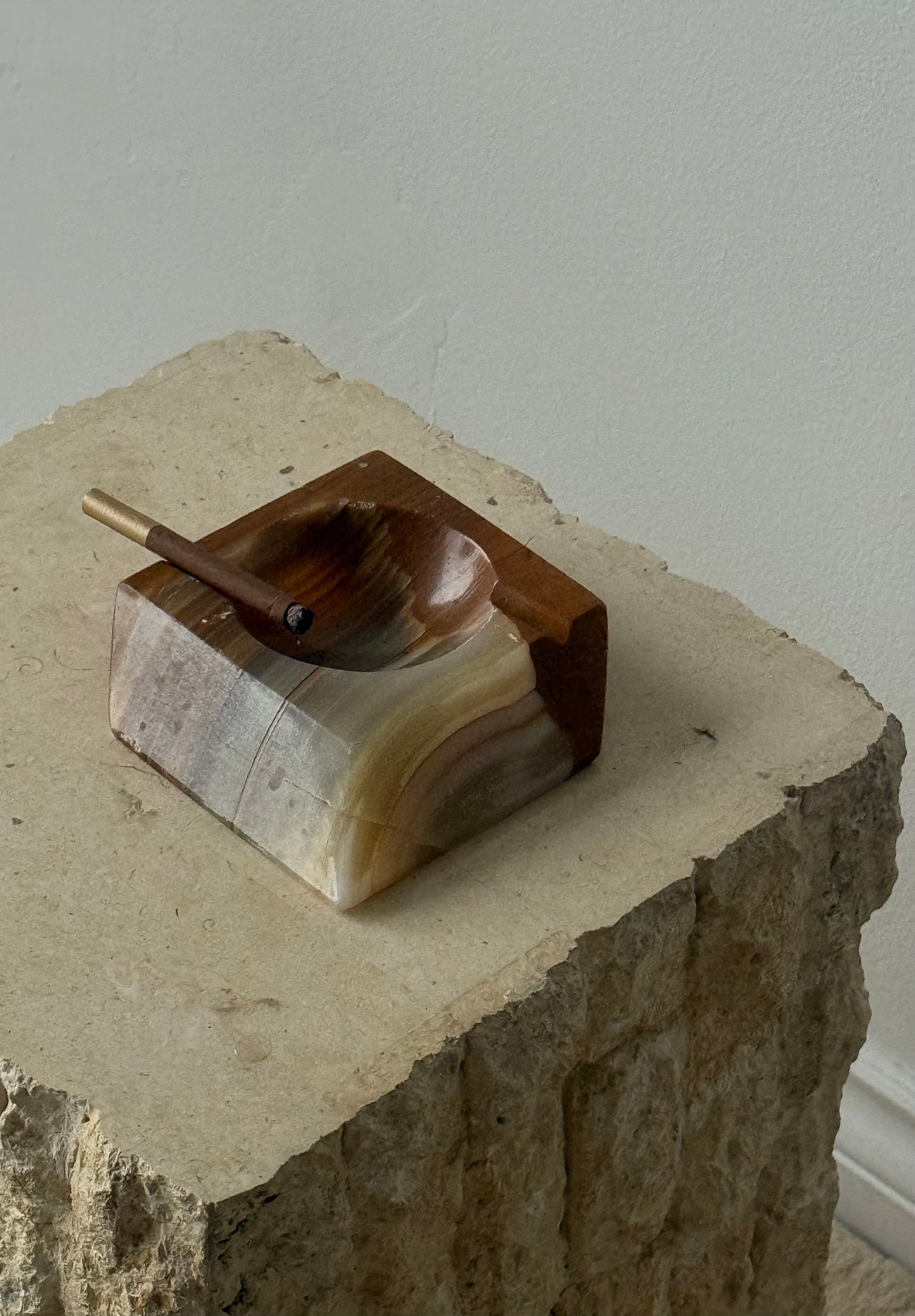 VINTAGE ONYX ASHTRAY