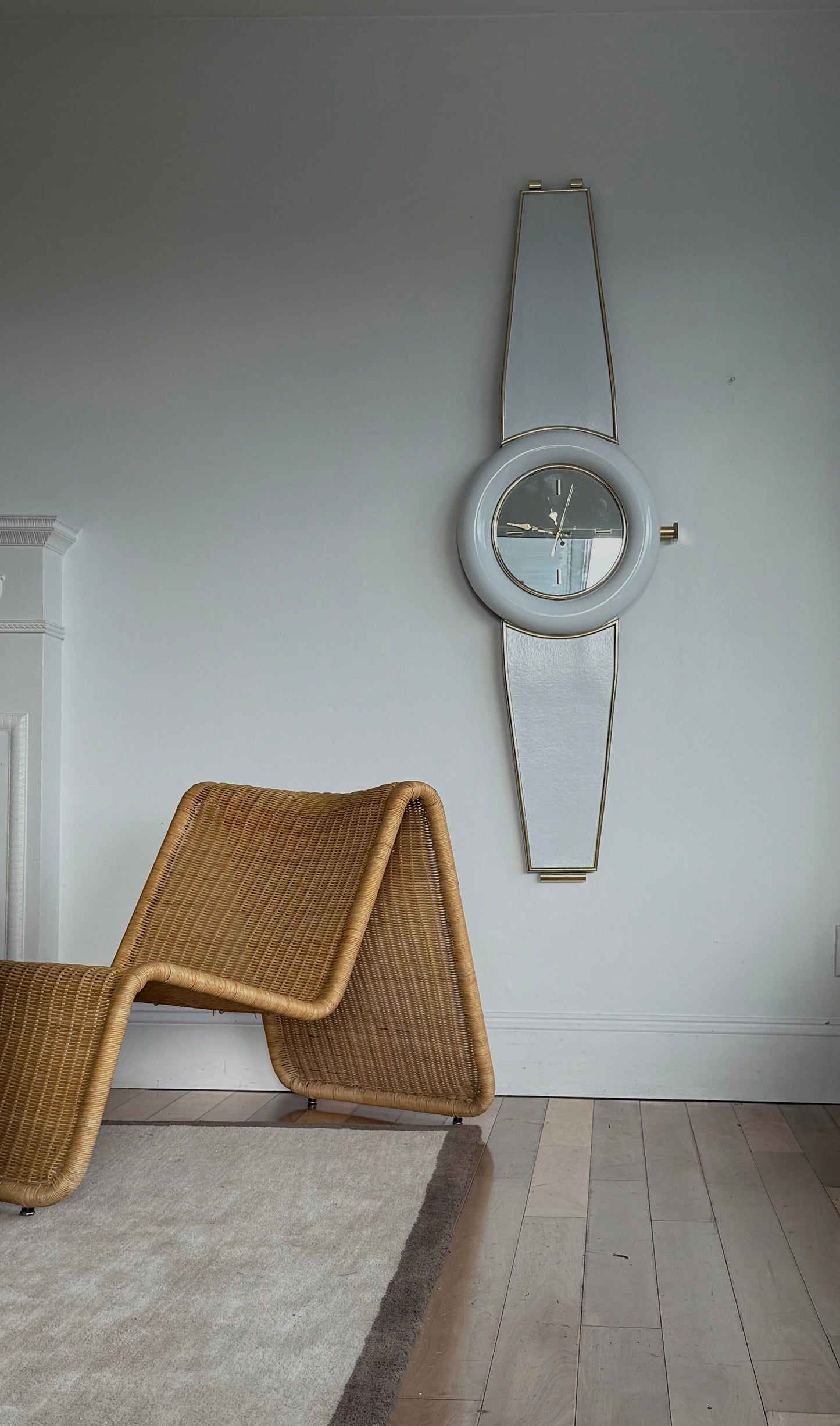 1986 WALL CLOCK