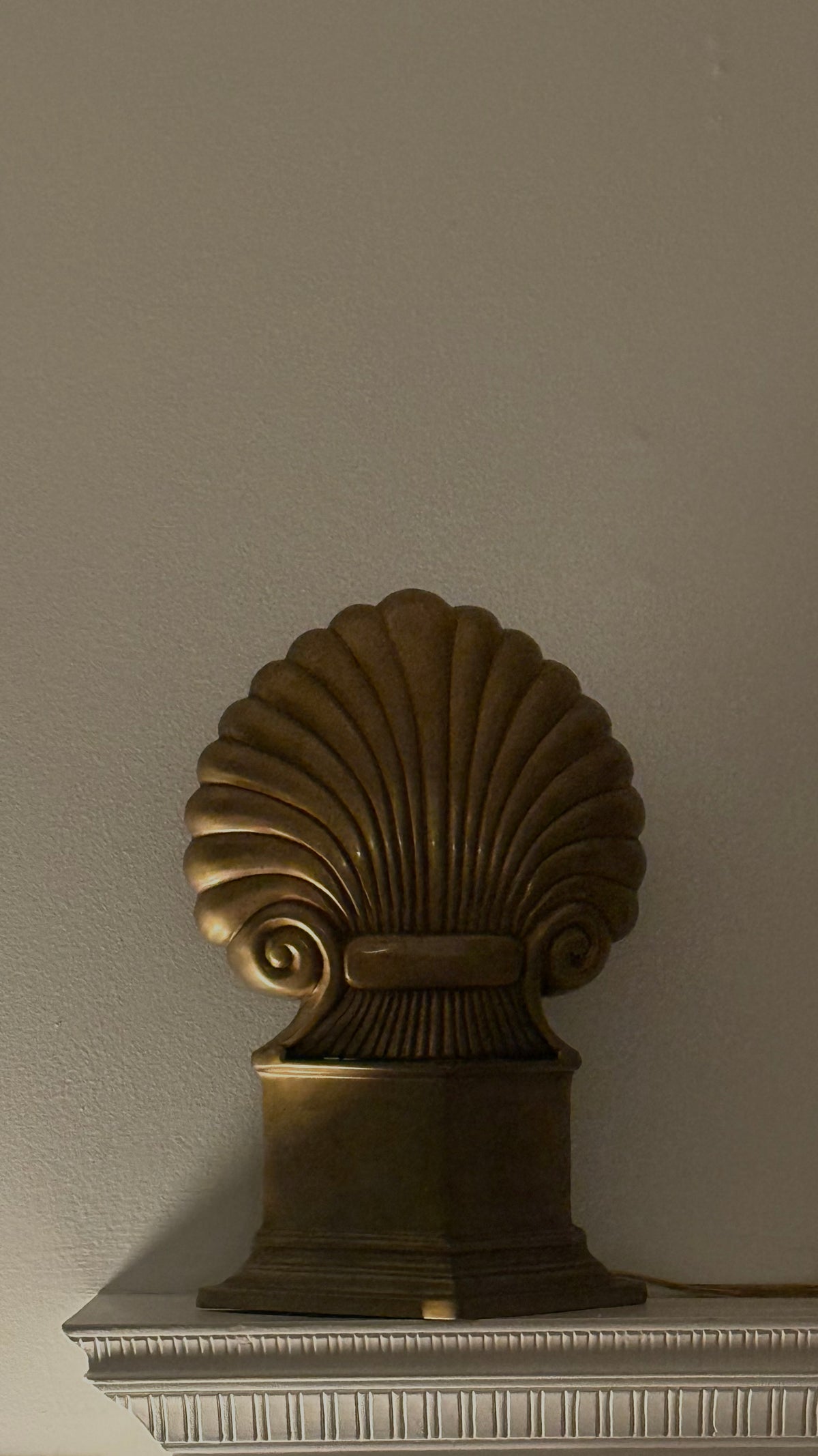 Vintage Solid Brass Clam Shell Lamp