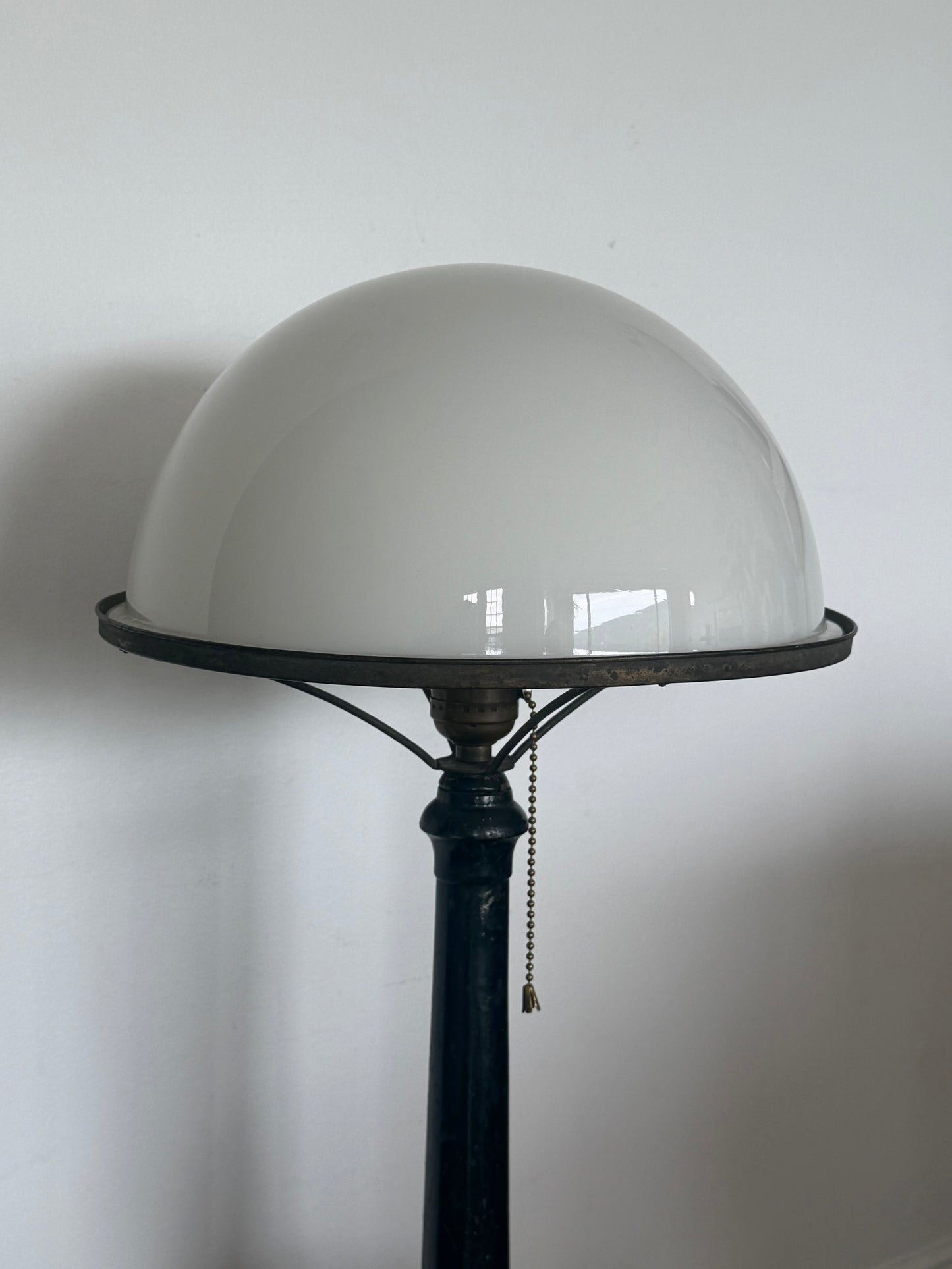 1930s IRON & GLASS TABLE LAMP