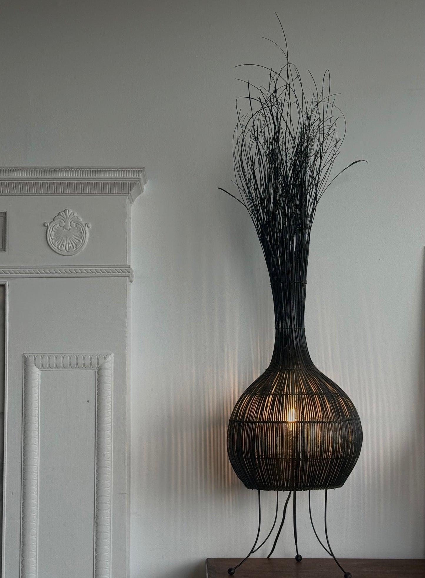 Rattan onion floor lamp