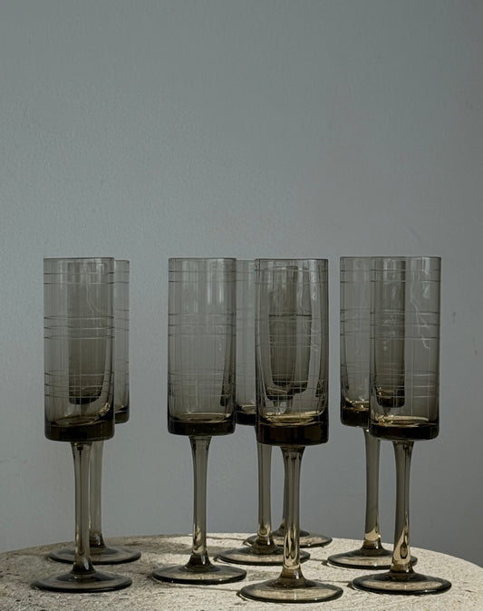 SMOKY GLASSES