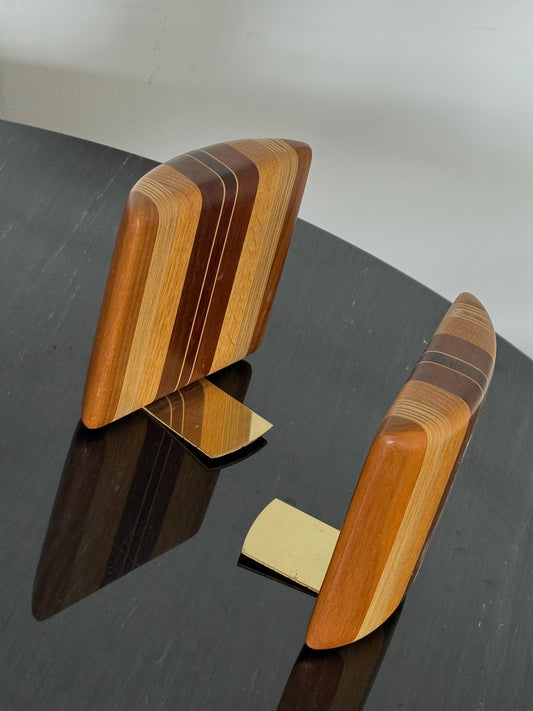 VINTAGE WOODEN BOOKENDS