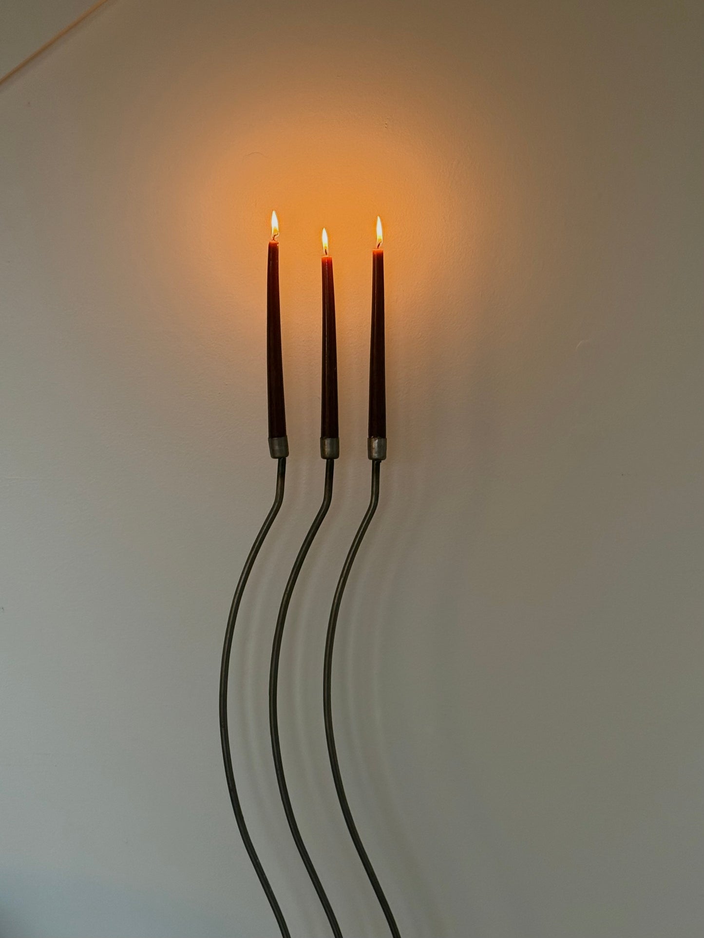 Post Mod Wavy Candle Holder