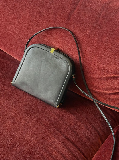 VINTAGE Leather Black Purse