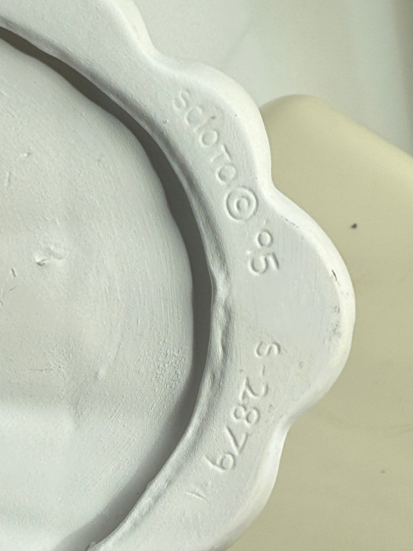 1995 Cornucopia CeramicVase