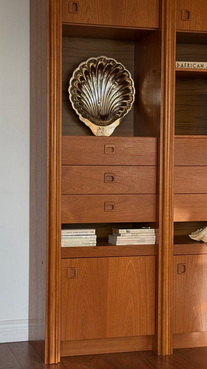 MCM Wall Unit