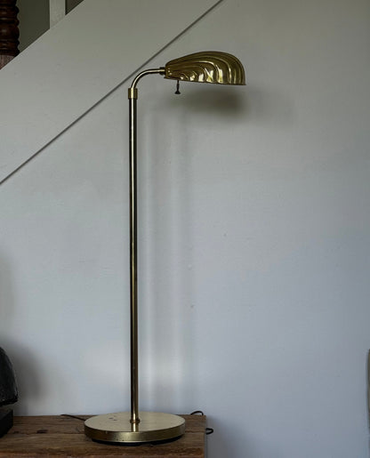 VINTAGE ADJUSTABLE SHELL LAMP