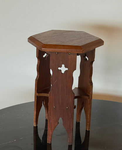 VNTG Arts & Crafts Side Table