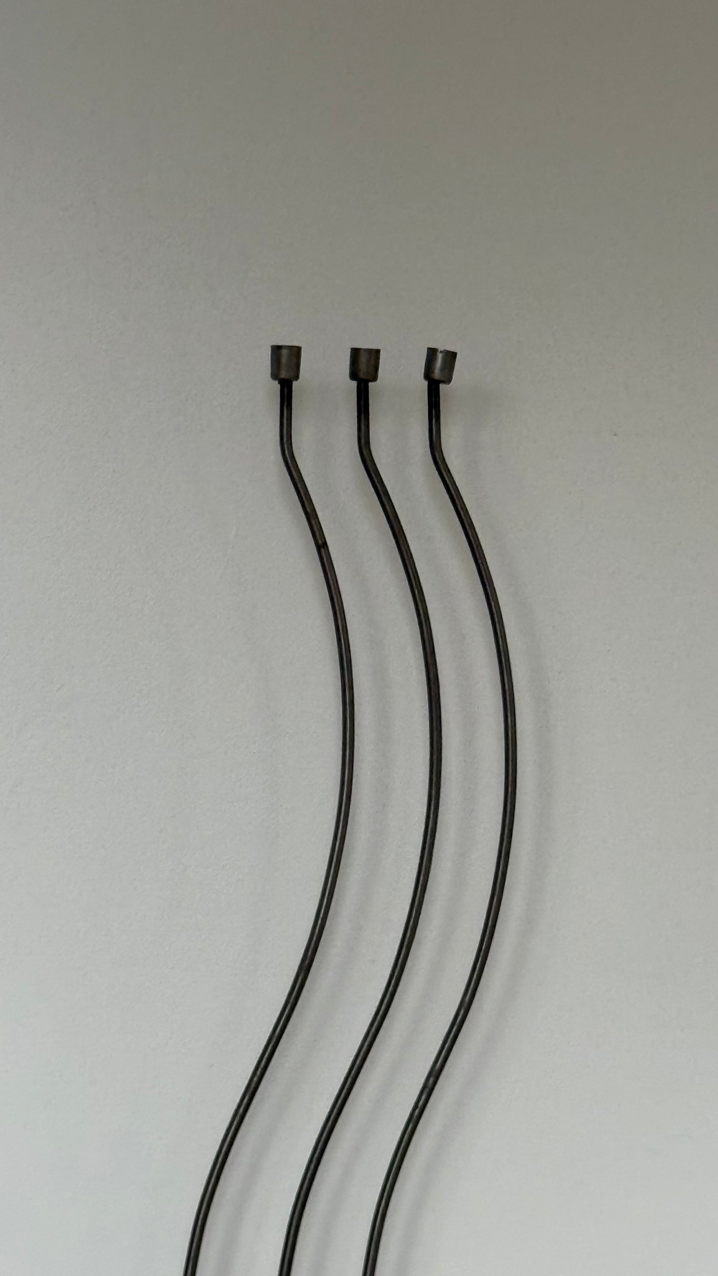 Post Mod Wavy Candle Holder