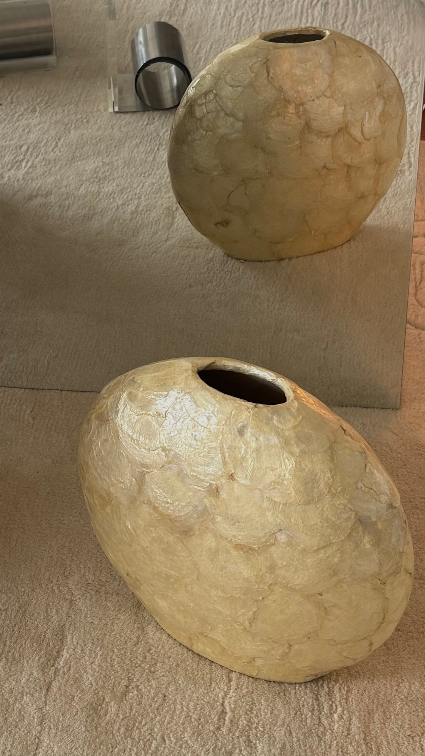 CAPIZ VASE