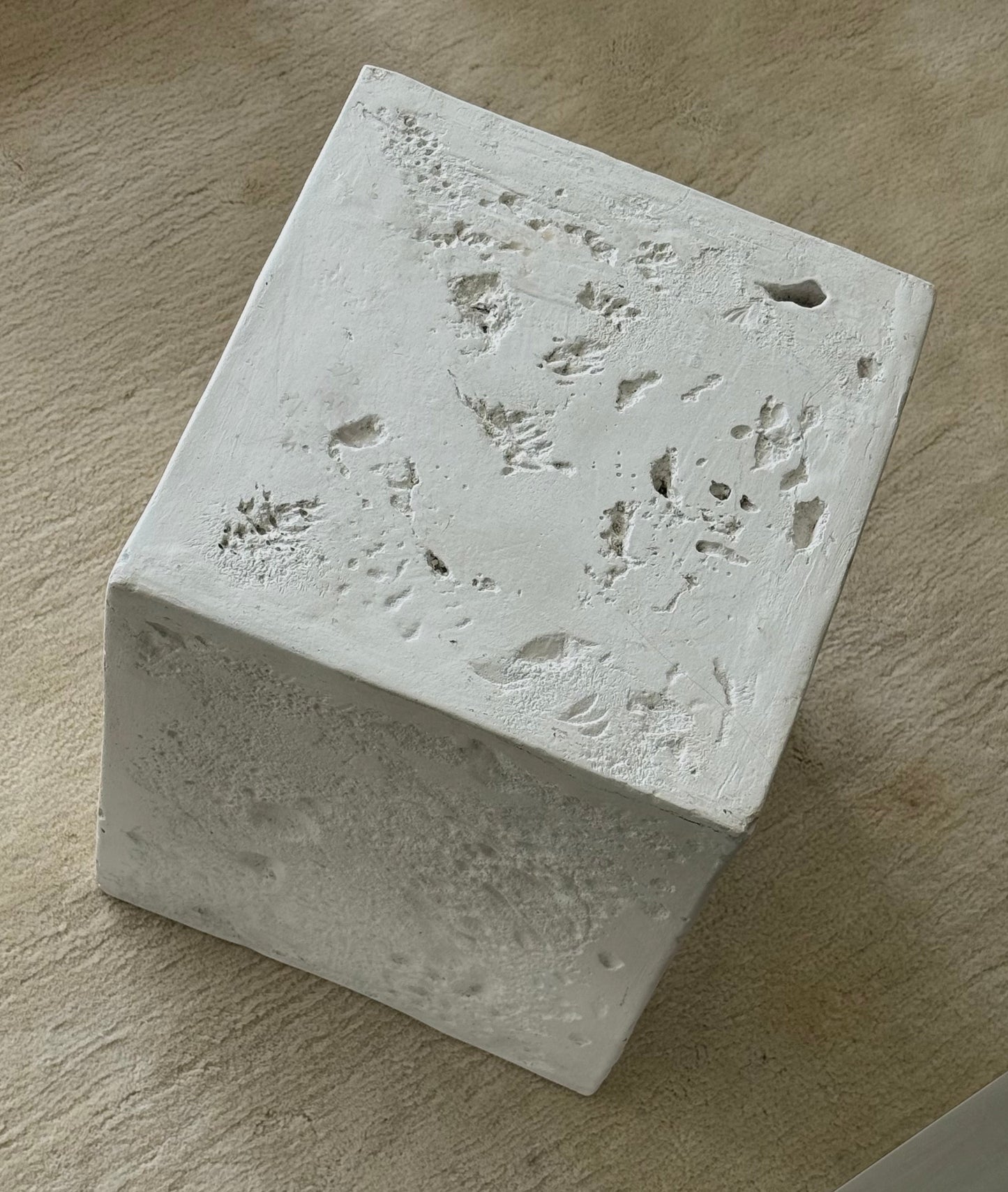 1980s TEXTURED PLASTER PLINTH