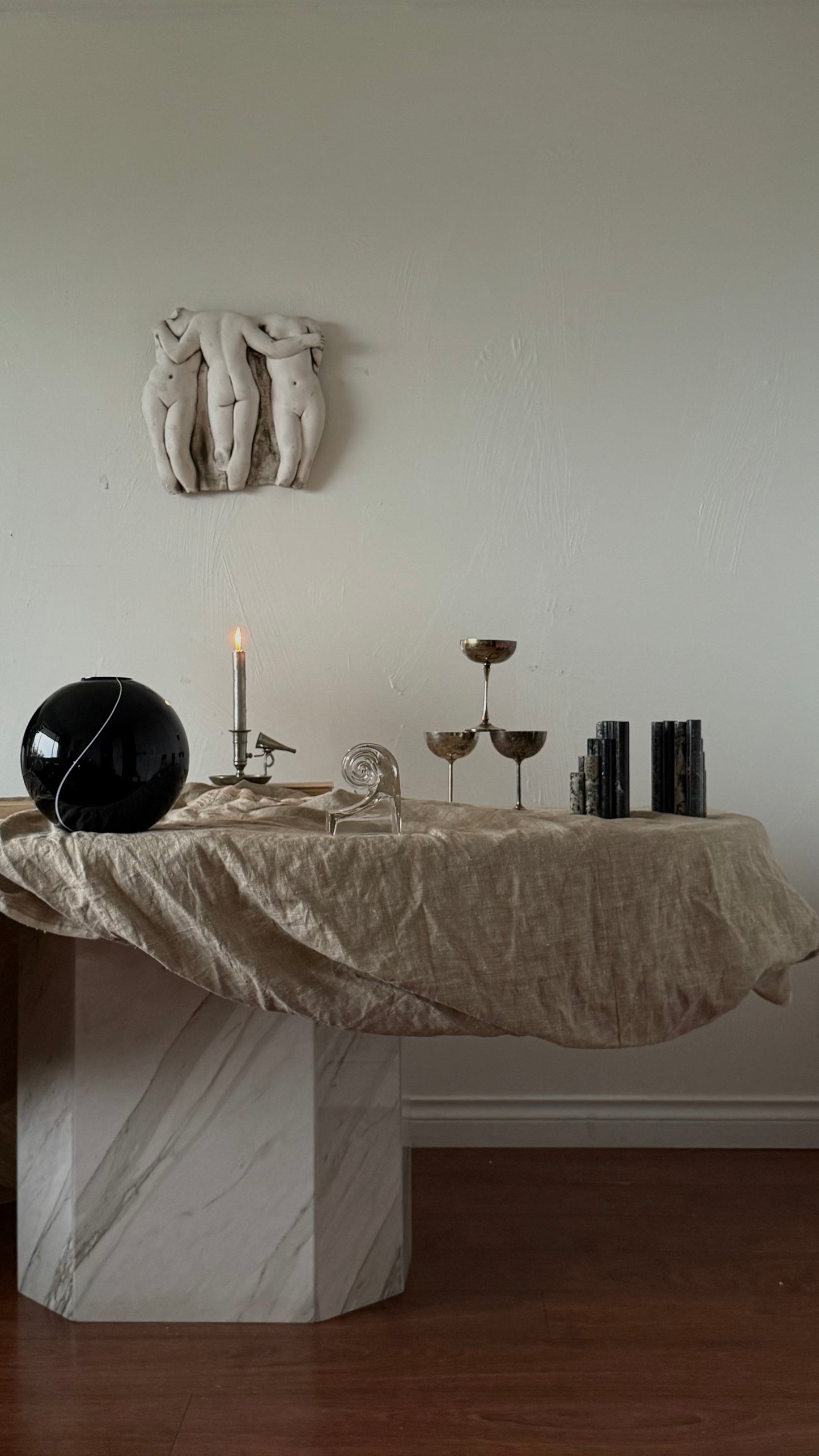 Post Mod  Art Glass SPHERE Vase