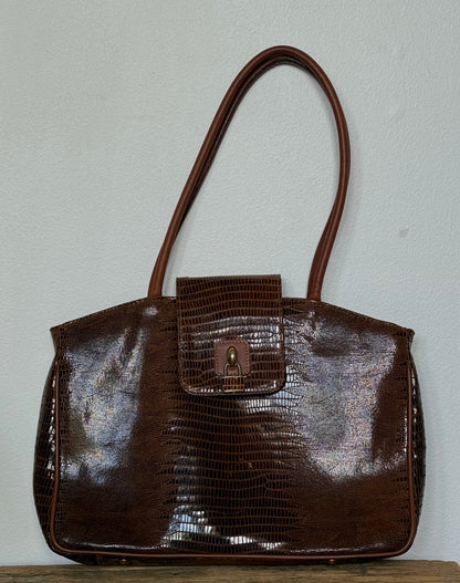 VINTAGE CANADIAN LEATHER PURSE
