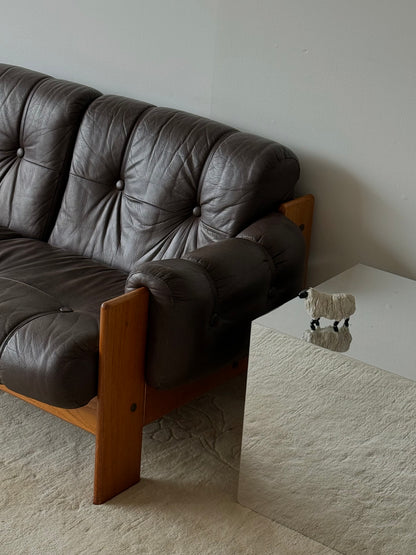 MCM FINNISH TEAK & LEATHER SOFA