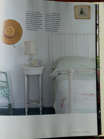 2001 WATERSIDE living Book