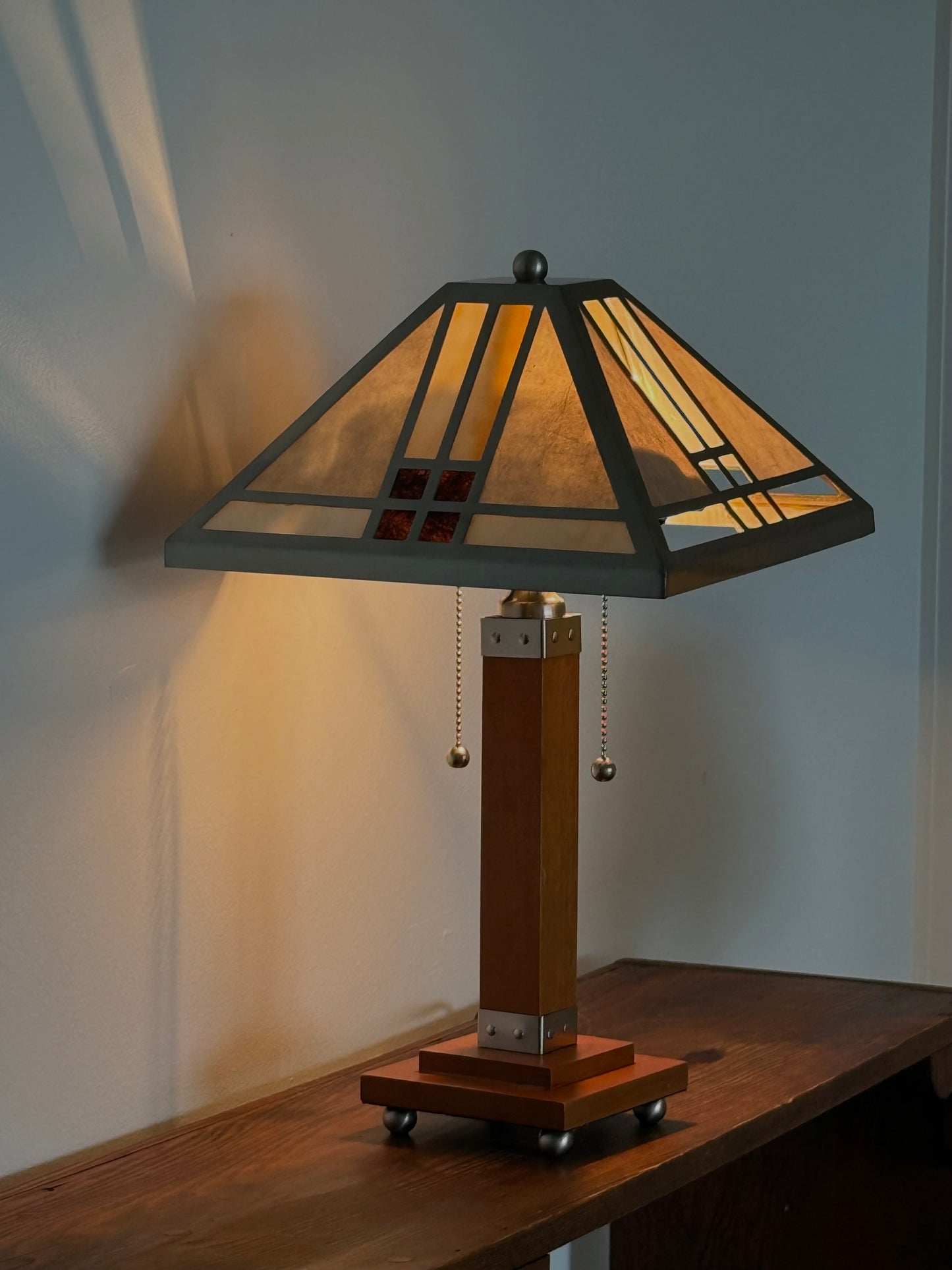 ARTS & CRAFTS Style LAMP