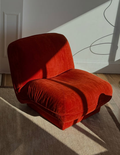 1980S CURVY VELVET CHAIR